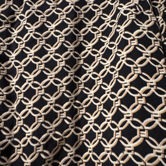 H&M Chainlink Black and Gold Coordinate Set, Size 8 - Picture 7 of 12